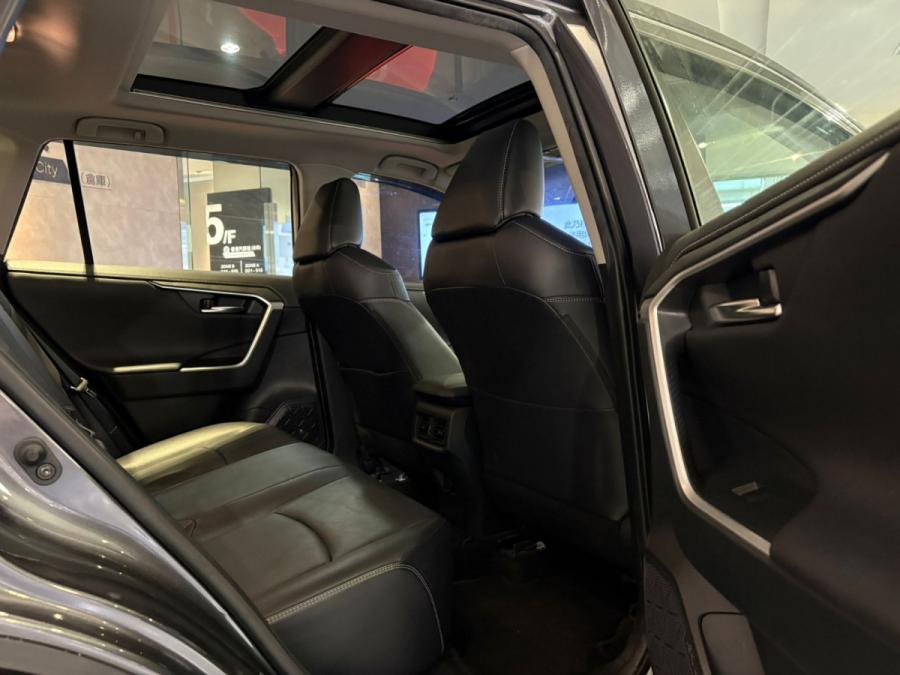 RAV4 Deluxe - Image 5